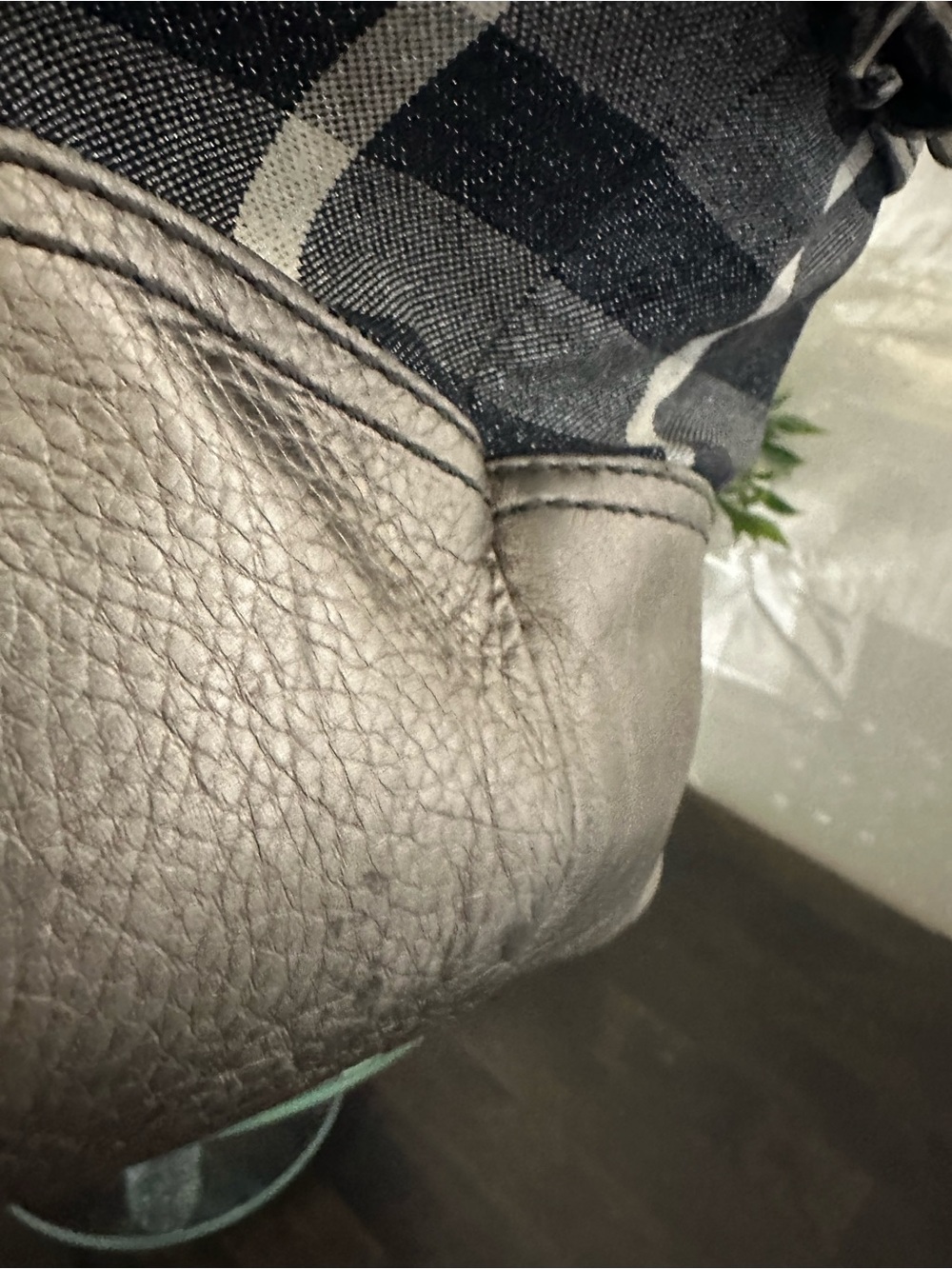 Vintage Burberry Nova Check Shoulder Tote Bag Metallic Pewter Leather Large - Picture 7 of 10